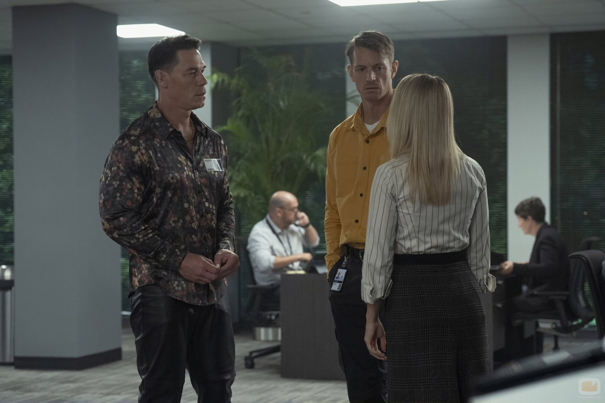 Joel Kinnaman y John Cena en 2x03 'Otro Rick Bajo la Manga' de 'El Pacificador'