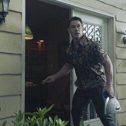 John Cena en 2x04 '¿Qué Más Puerta Decir?' de 'El Pacificador'