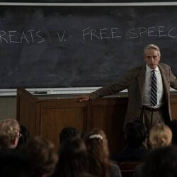 Jeremy Irons en el 4x01 de 'The Morning Show'