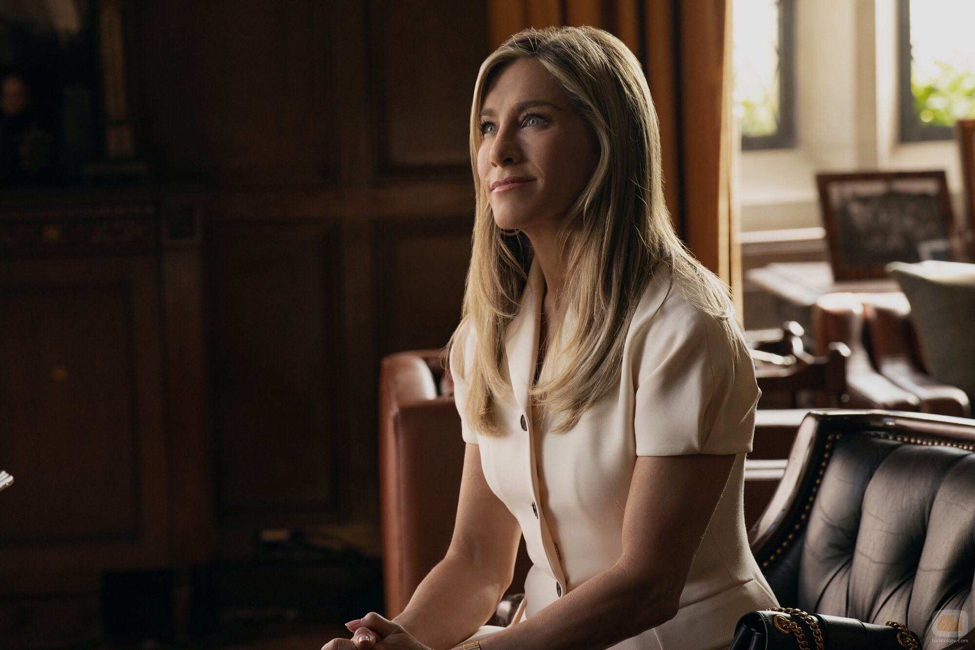 Jennifer Aniston en 4x01 titulado 'Imperio romano' de 'The Morning Show'