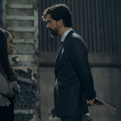Hamish Linklater y Jaz Sinclair en el 2x03 de 'Gen V'