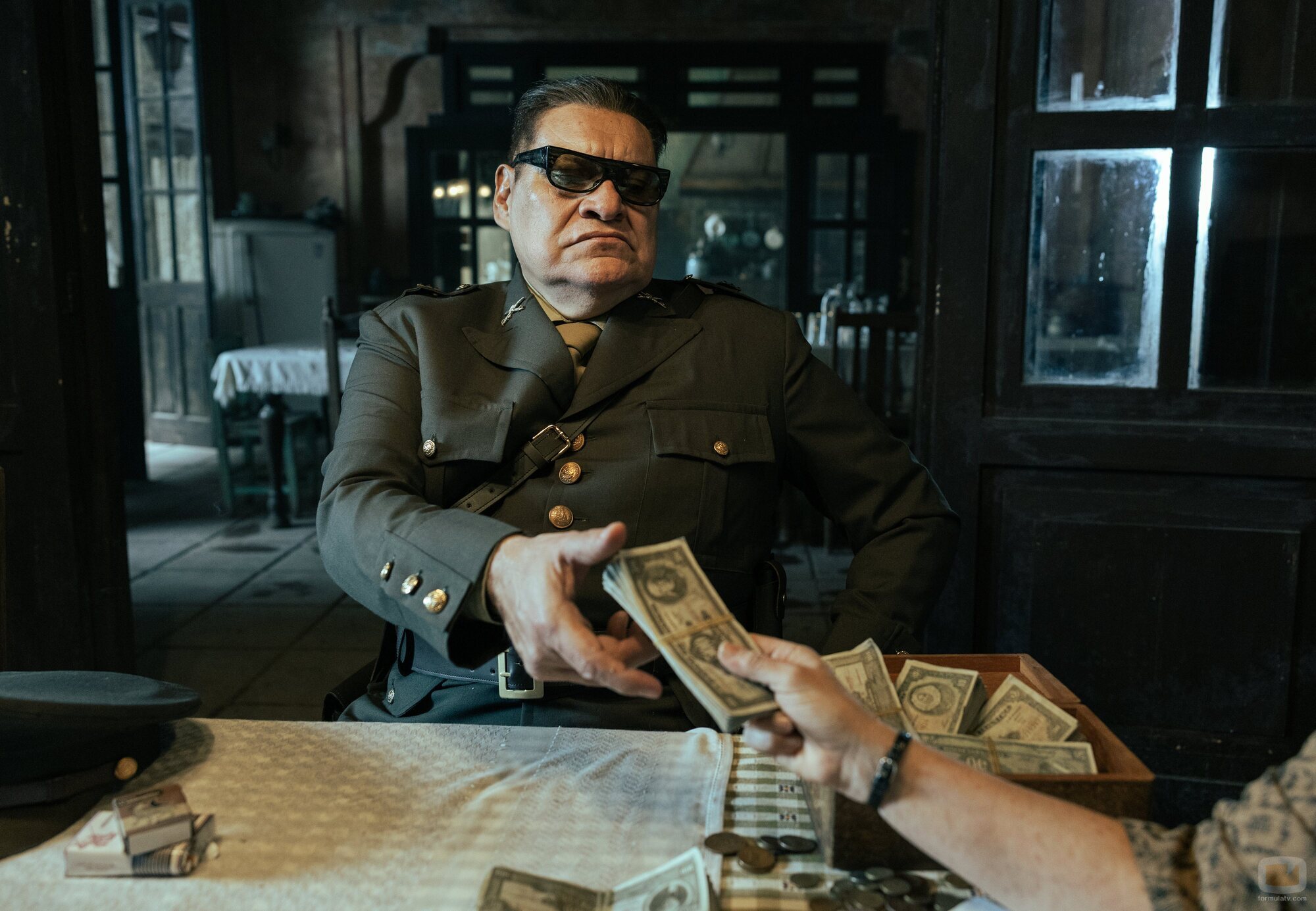 Joaquín Cosio en el 1x02 de 'Las muertas'