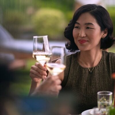 Jackie Chung en Capítulo 11 titulado 'Por fin' de 'El verano en que me enamoré'