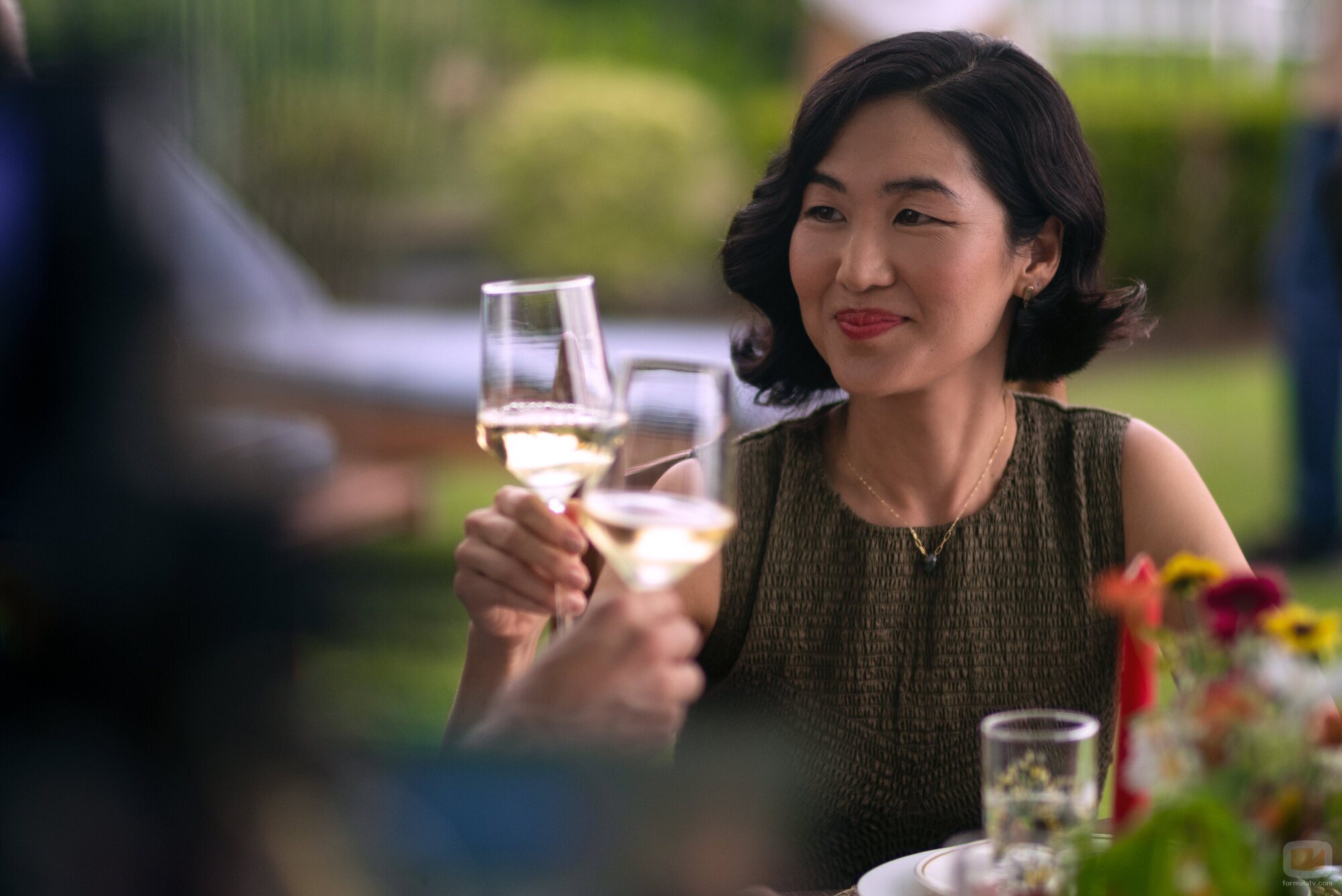 Jackie Chung en Capítulo 11 titulado 'Por fin' de 'El verano en que me enamoré'