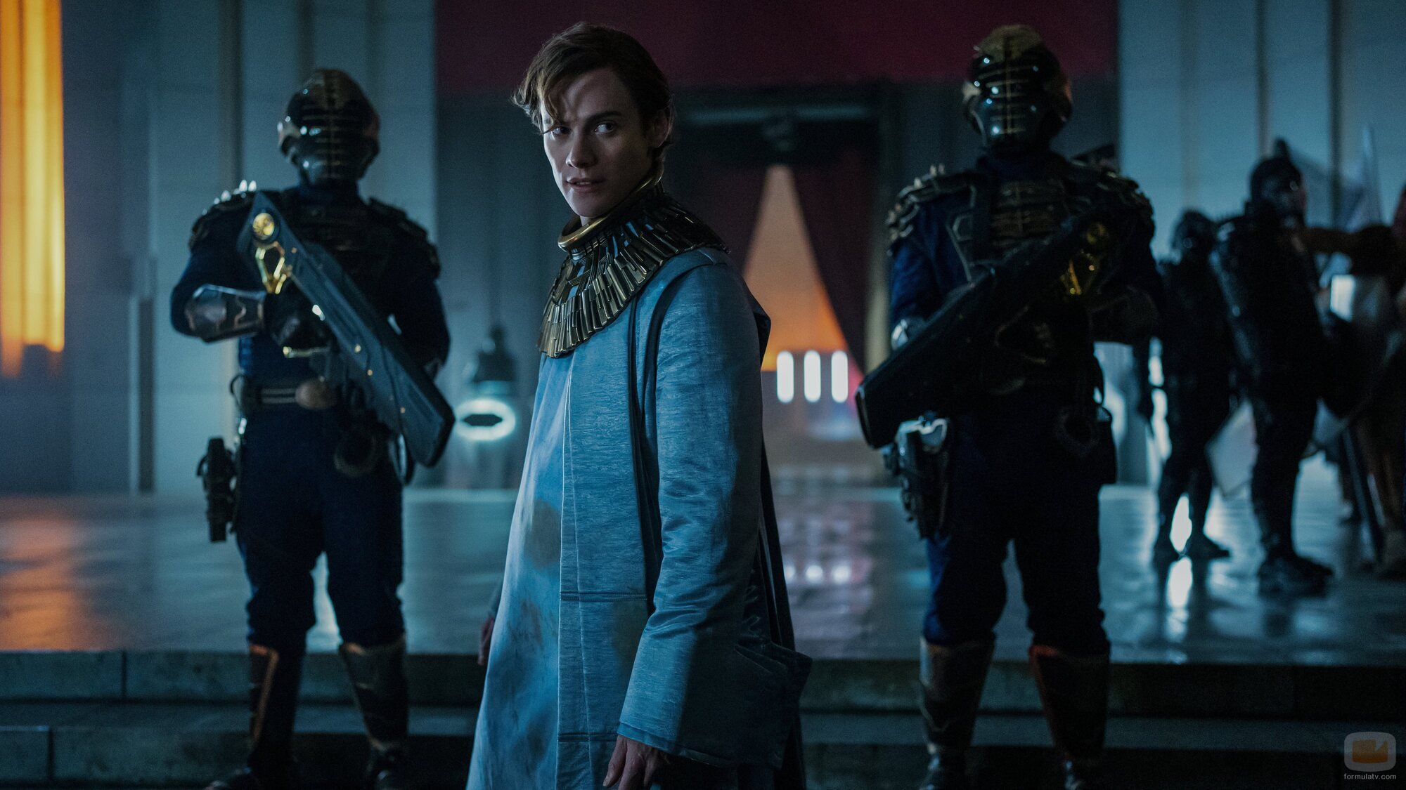 Cassian Bilton en 'Una canción por el fin de todo' de 'Foundation'