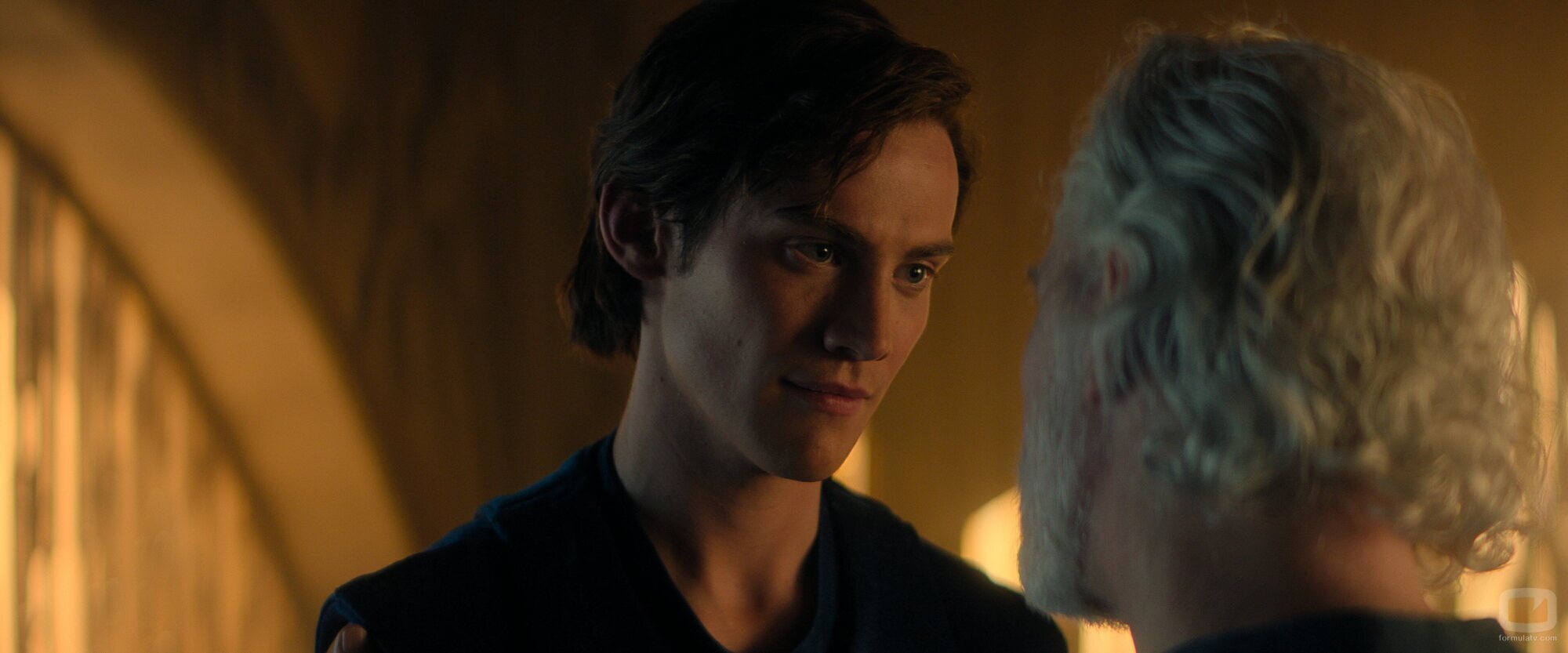 Cassian Bilton en 3x02 'Sombras en los cálculos' de 'Fundación'