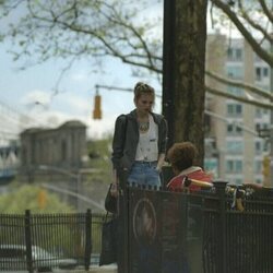 Abbey Lee en 'Los Black Rabbits' de 'Black Rabbit'