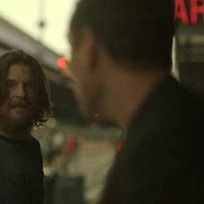 Jason Bateman en 'Basta de mierdas' de 'Black Rabbit'
