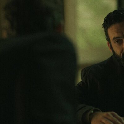 Morgan Spector en 'Basta de mierdas' de 'Black Rabbit'