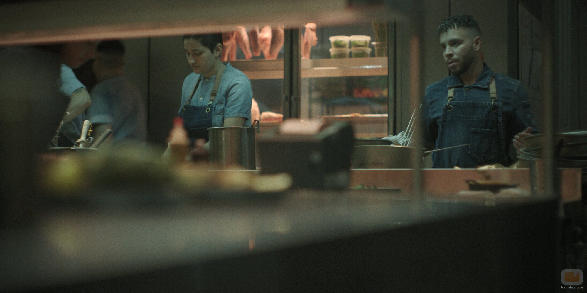 Robin de Jesús en la temporada 1 y el capítulo 06 de 'Black Rabbit'