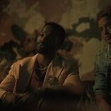 Sope Dirisu en 1x06 '¡Bien hecho, colega' de 'Black Rabbit'