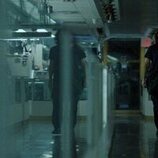 Jason Bateman en 1x07 'Los chavales casi la cagan' de 'Black Rabbit'