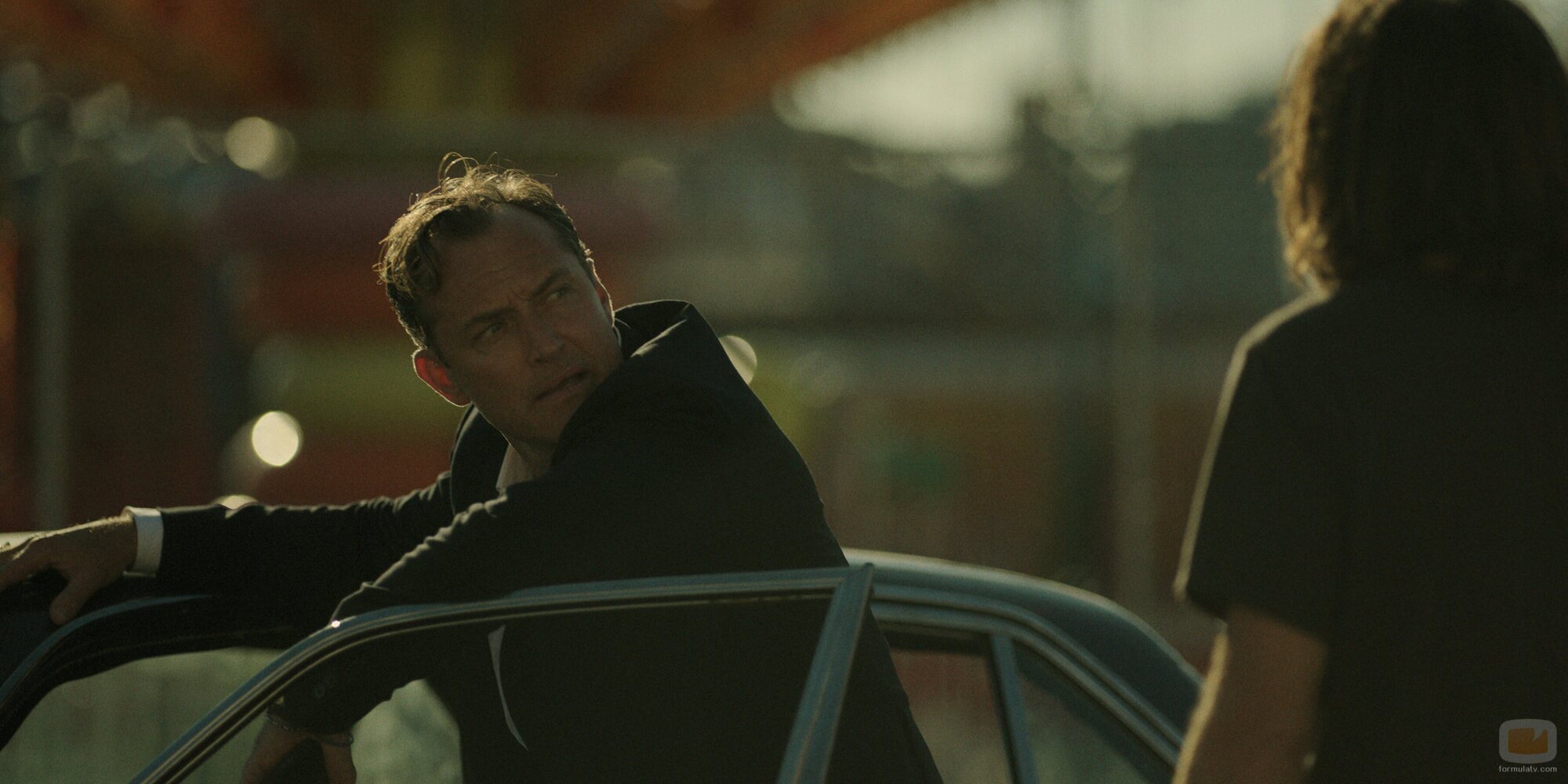 Jude Law en 'Isla de la alegría' de 'Black Rabbit'