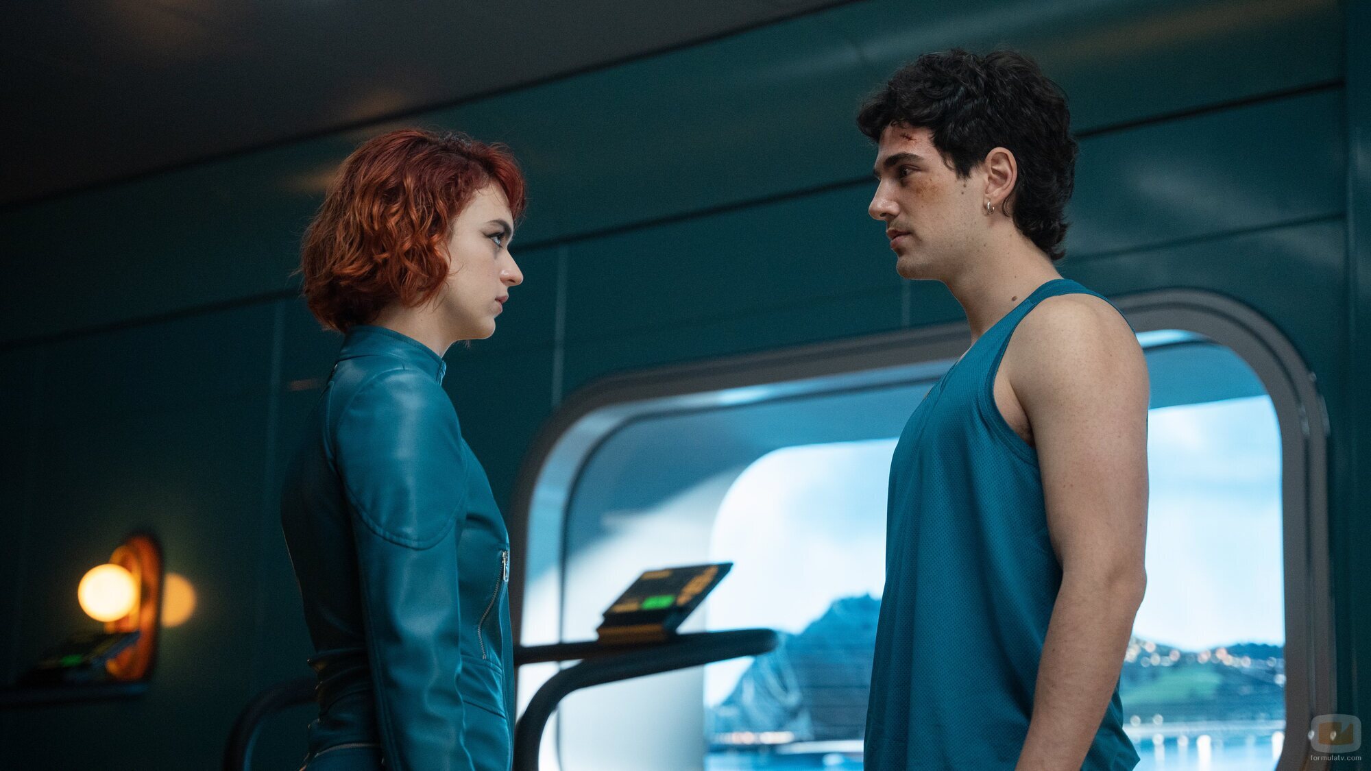 Alícia Falcó y Pau Simon en 'Volver del infierno' de 'El refugio atómico'