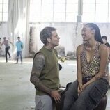 Nekane Otxoa y Dani Marrero en el 1x02 de 'Mar afuera'