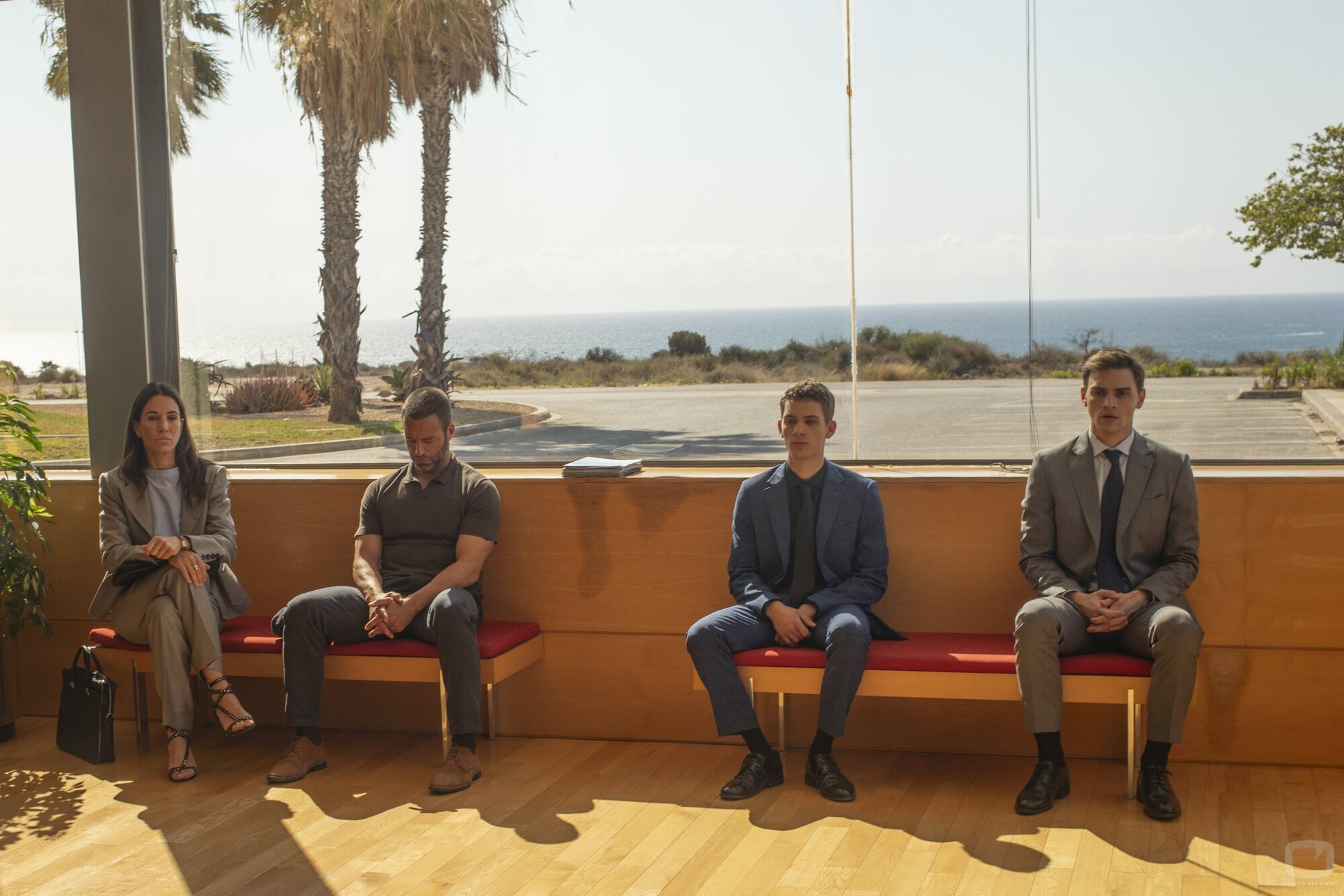 1x02 titulado 'Saray' de 'Mar afuera'