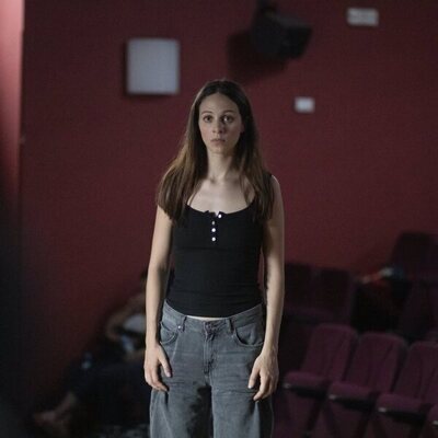 Laura Simón en el 1x02 de 'Mar afuera'