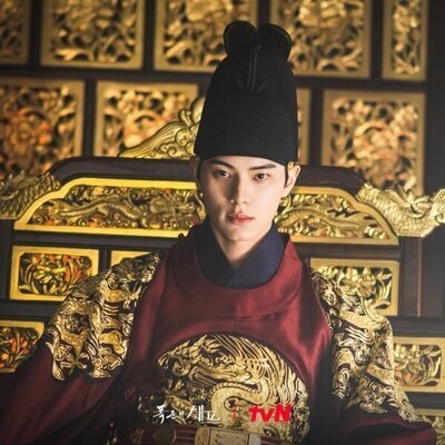 Lee Chae-Min en 'Primer plato: bibimbap con gochujang y mantequilla' de 'Bon appétit, majestad'
