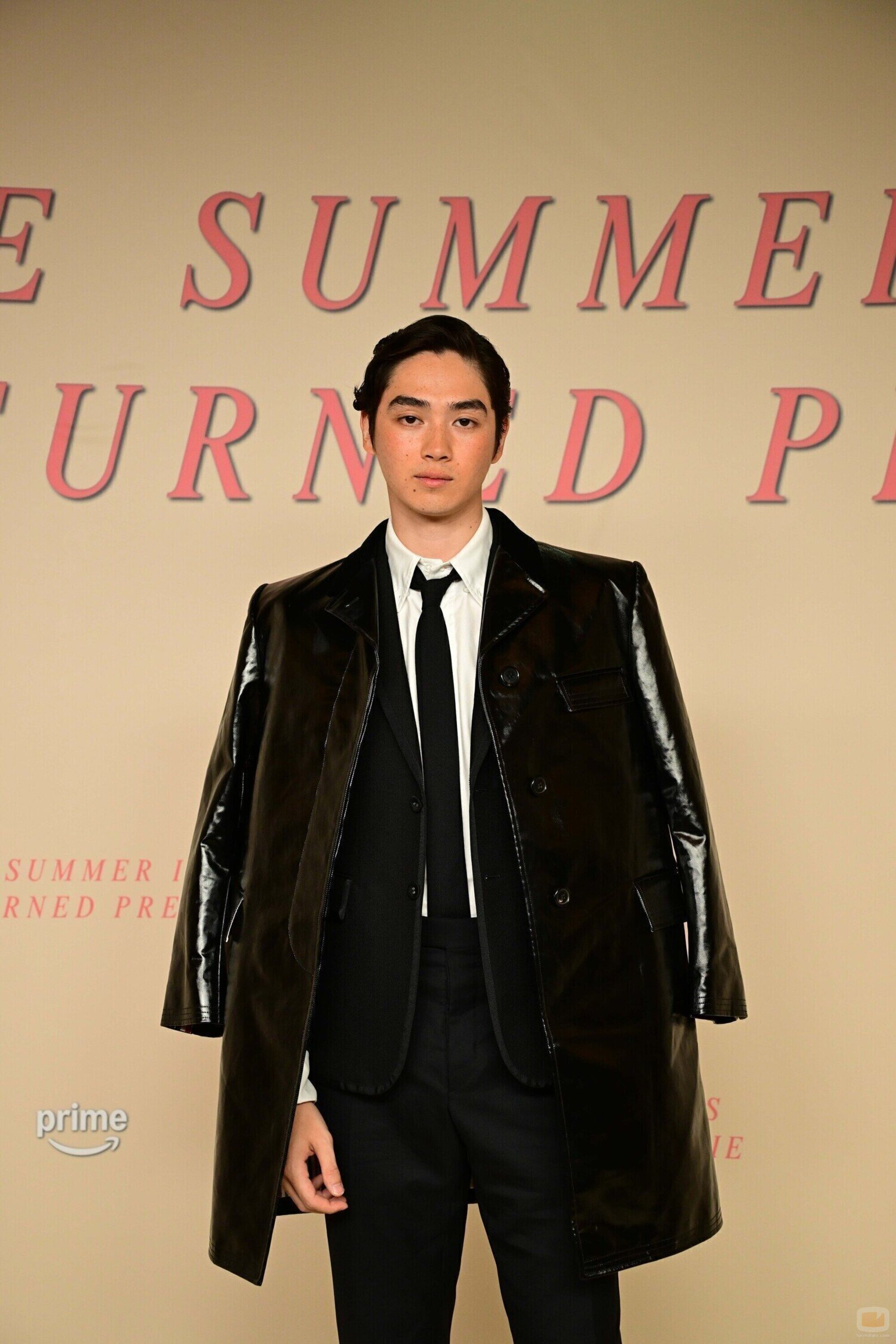 Sean Kaufman en el evento de Première del final de 'El verano que me enamoré' en París