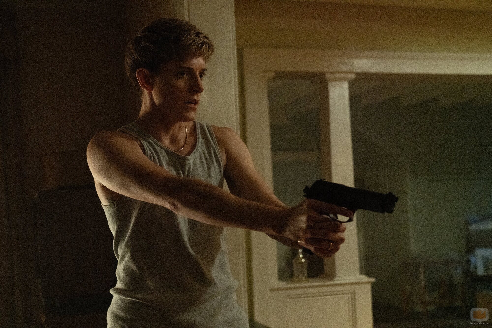 Mae Martin en 'Tall Pines' de 'Wayward'