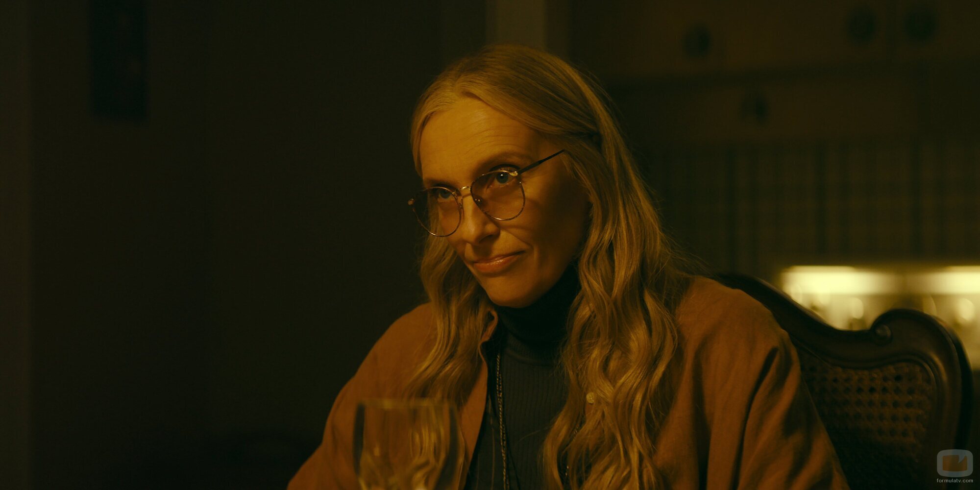 Toni Collette en Capítulo 2 titulado 'Madriguera' de 'Incontrolables'