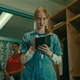 Tattiawna Jones y Sydney Topliffe en el 1x02 de 'Wayward'