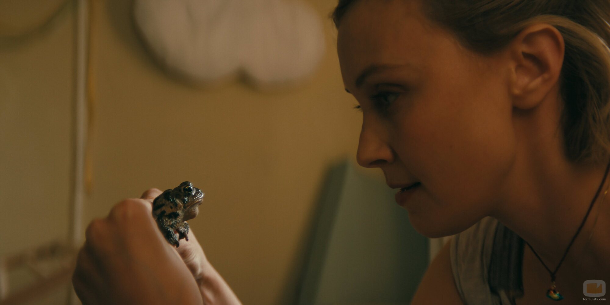 Sarah Gadon en la temporada 1 y el capítulo 03 de 'Incontrolables'