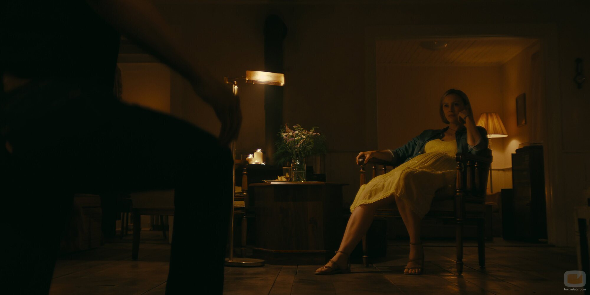 Sarah Gadon en 'Construir' de 'Incontrolables'