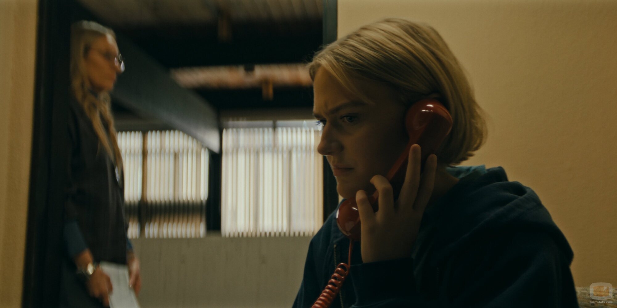 Toni Collette y Alyvia Alyn Lind en 'Ascenso' de 'Incontrolables'