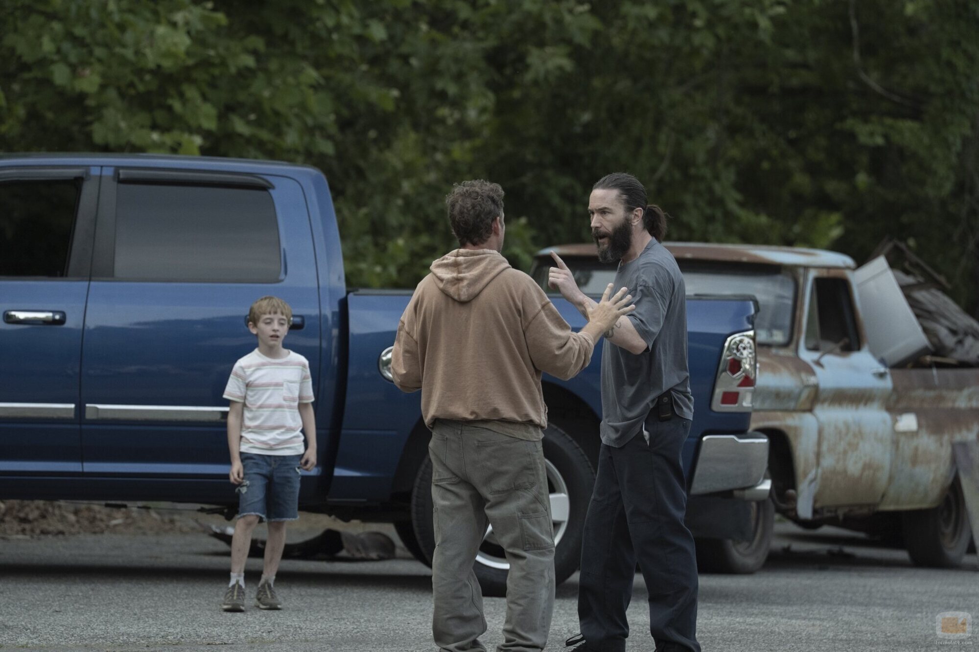 Ben Lewis Doherty y Tom Pelphrey en la temporada 1 y el capítulo 04 de 'Task'