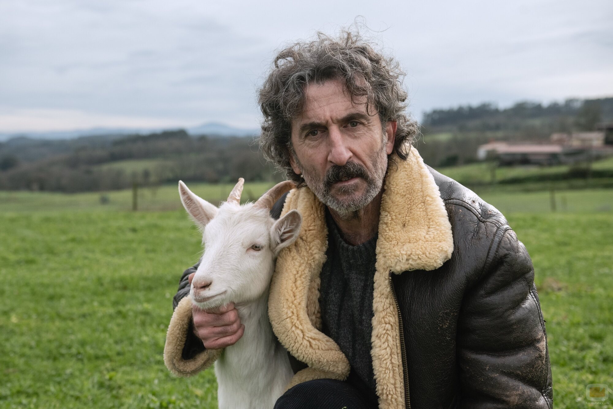 Luis Zahera en el 1x01 de 'Animal salvaje'