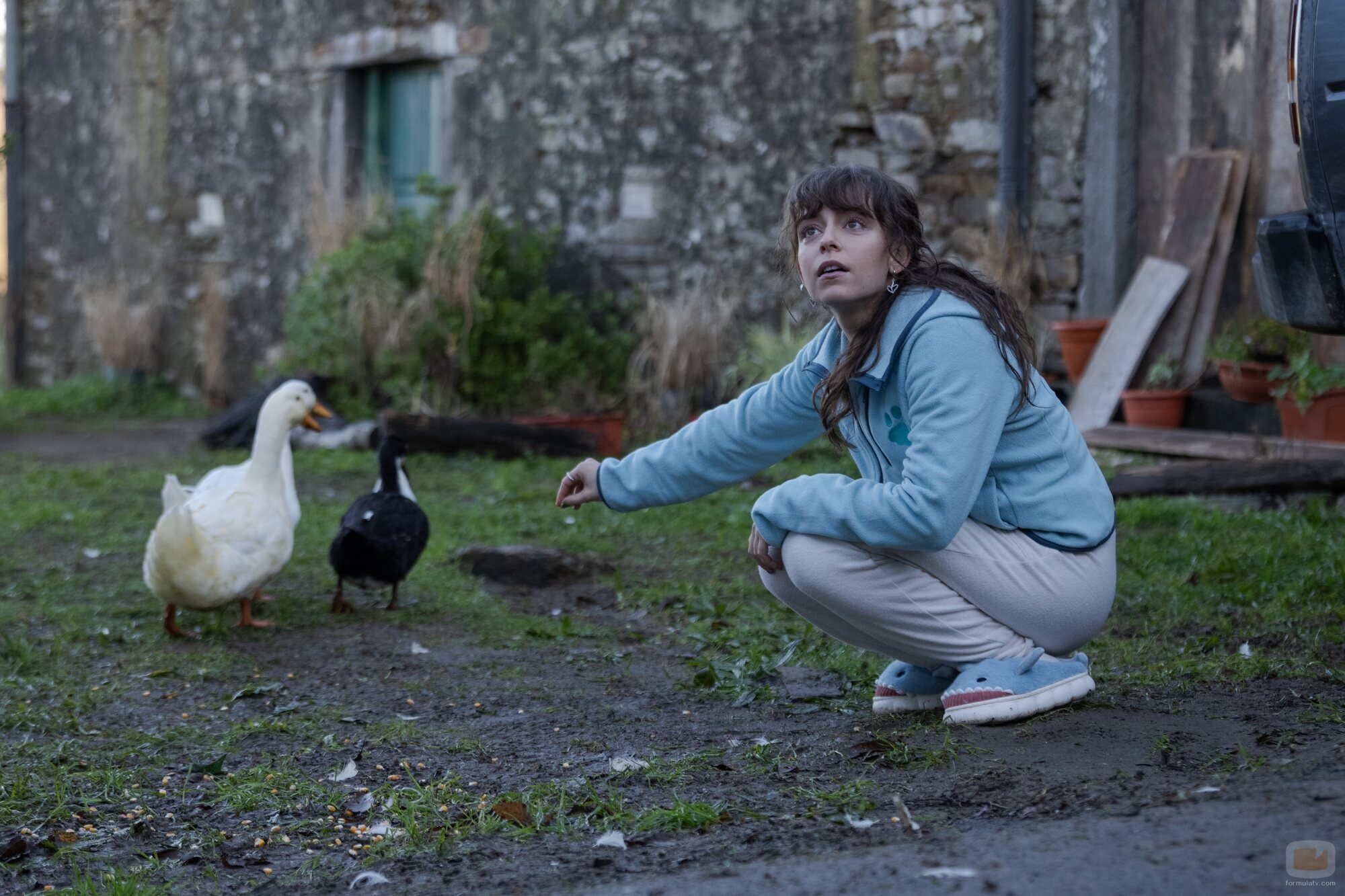 Lucía Caraballo en 1x02 'Sonrisa llama a sonrisa' de 'Animal'