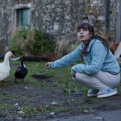 Lucía Caraballo en 1x02 'Sonrisa llama a sonrisa' de 'Animal'