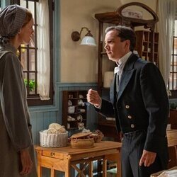 María Castro y Manu Imízcoz en 4x201 titulado 'Miércoles 8 de octubre de 2025' de 'La promesa'