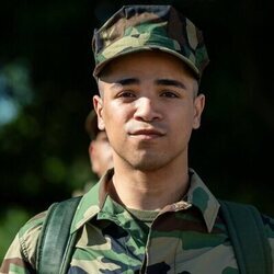 Johnathan Nieves en 'The Pink Marine' de 'Boots'