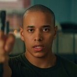 Dominic Goodman en 1x01 titulado 'The Pink Marine' de 'Reclutas'