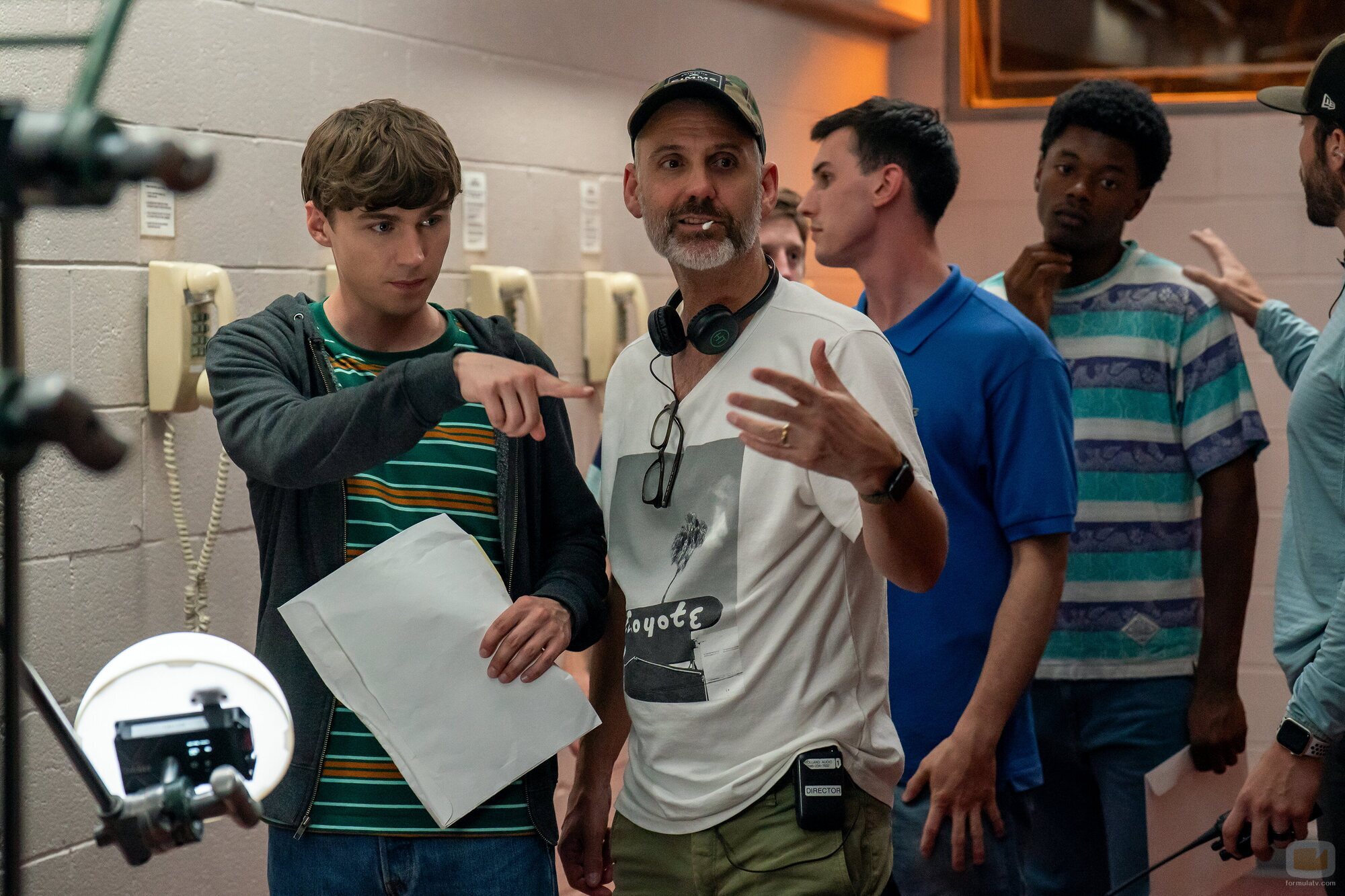 Miles Heizer en la temporada 1 y el capítulo 01 de 'Reclutas'