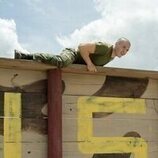 Kieron Moore en la temporada 1 y el capítulo 02 de 'Reclutas'