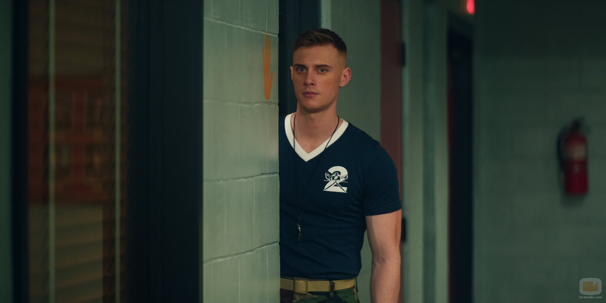 Max Parker en 1x02 'El sistema de amigos' de 'Reclutas'