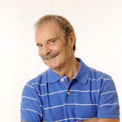 Mariñas es uno de los presentadores de 'Vaya par... de tres'