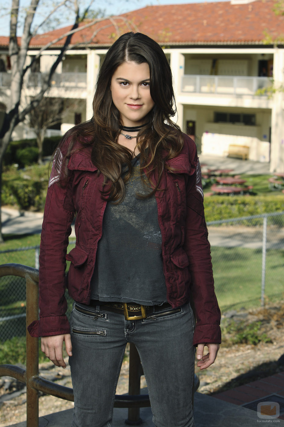 Lindsey Shaw es Kat en la serie de ABC
