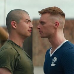 Liam Oh y Max Parker en Capítulo 2 titulado 'El sistema de amigos' de 'Reclutas'