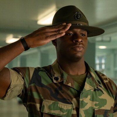 Cedrick Cooper en 1x03 titulado 'El circuito de la confianza' de 'Reclutas'