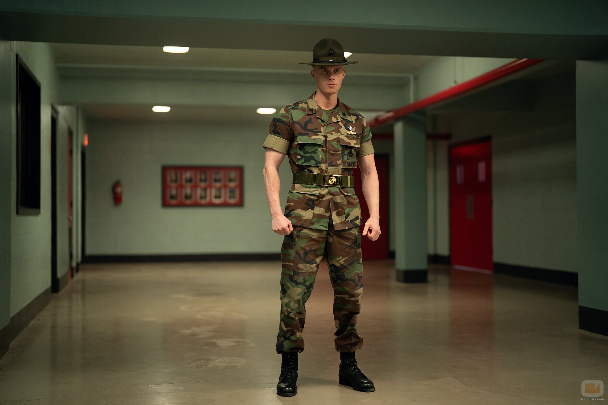 Foto de Max Parker en 1x03 'El circuito de la confianza' de 'Reclutas'