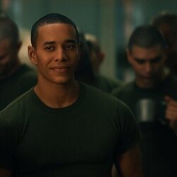 Dominic Goodman en 1x06 titulado 'Lo que nos pesa' de 'Reclutas'