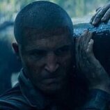 Kieron Moore en 1x08 titulado 'La prueba de fuego' de 'Reclutas'