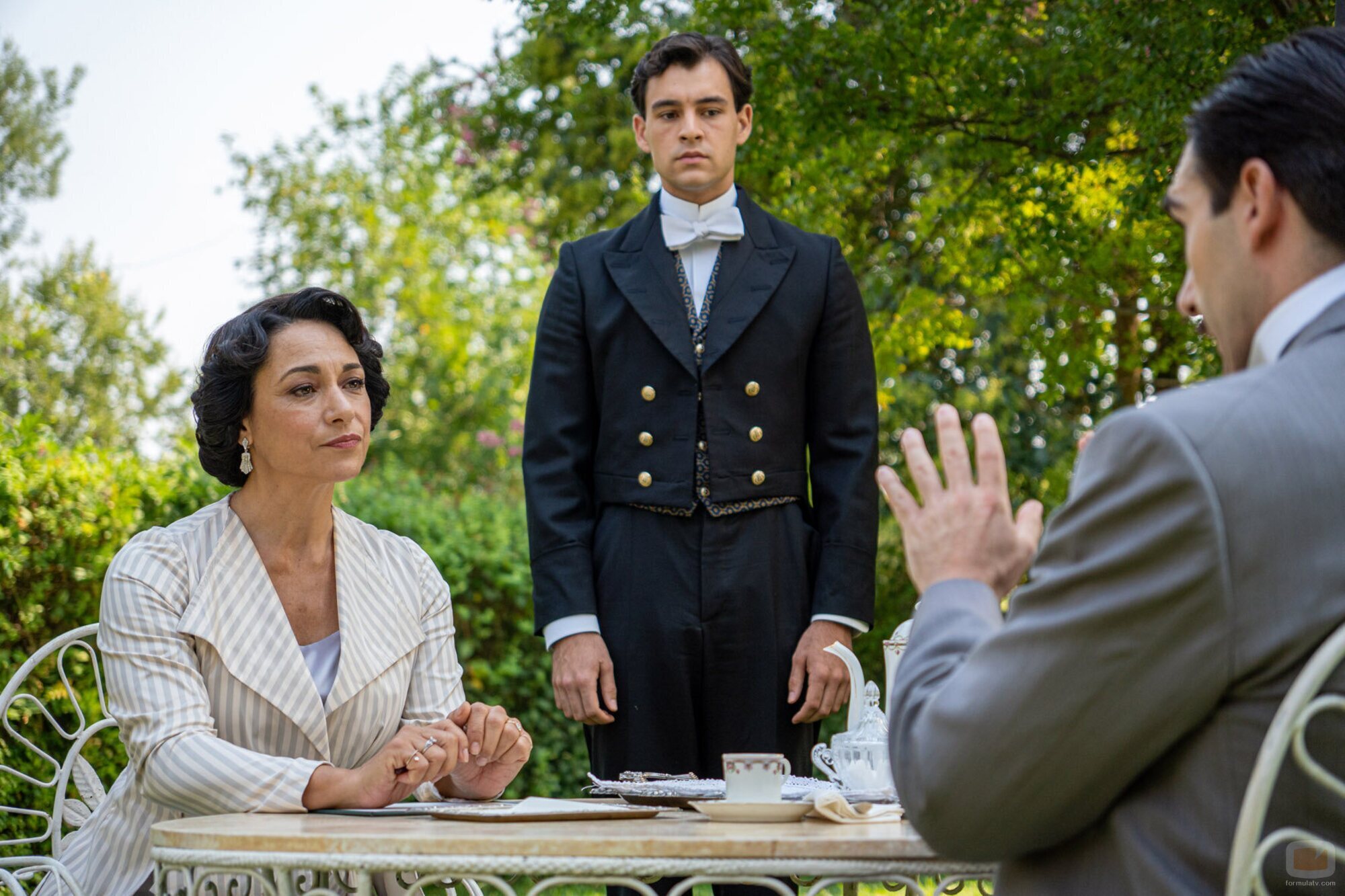 Capítulo 208 titulado 'Viernes 17 de octubre de 2025' de 'La promesa'