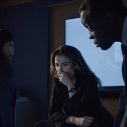 Capítulo 2 titulado 'El último baile en el Club de campo' de 'La diplomática'