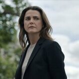 Keri Russell en 3x02 titulado 'El último baile en el Club de campo' de 'La diplomática'