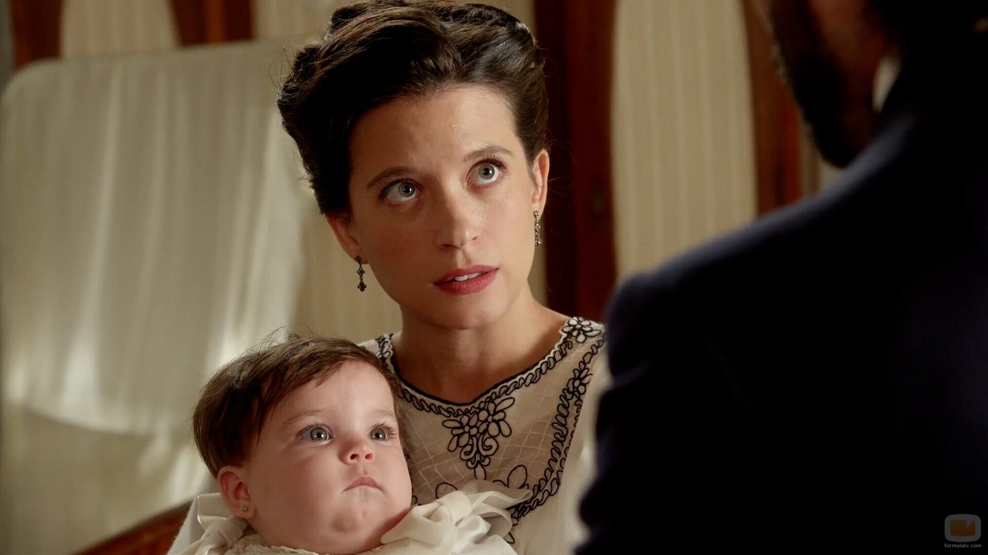 Amparo Piñero en 4x209 titulado 'Lunes 20 de octubre de 2025' de 'La promesa'